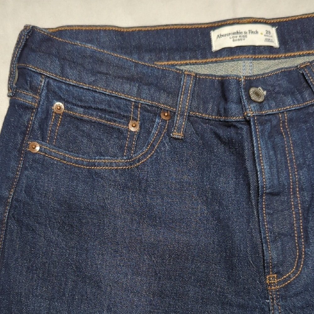 Abercrombie & Fitch Low Rise Baggy Dark Blue Women's Jeans Size 28